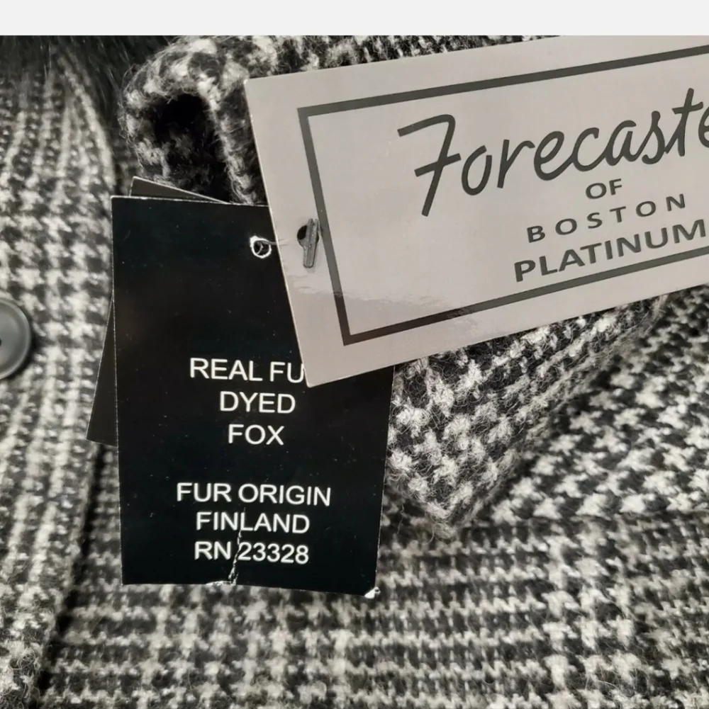 NEW Forecaster Of Boston Fox-Fur-Collar Reefer Coat Black and White